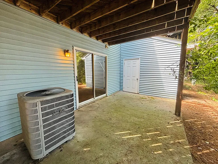 2419 Ridge Rd — Photo 13