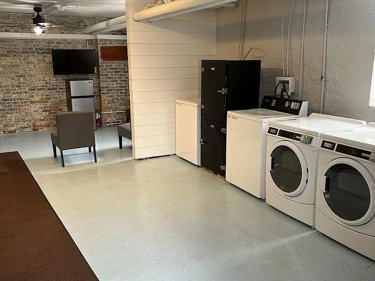 Lafayette Apartment Homes — Photo 8