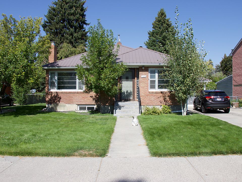 1st image of 735 11th St