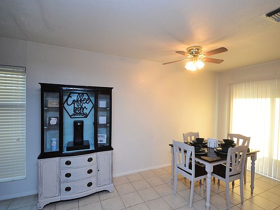 4th image of 1389 Trane Rd