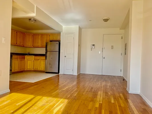 Rented by Oxford Property Group | media 3