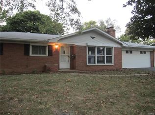 413 Chevy Chase Dr, Belleville, IL