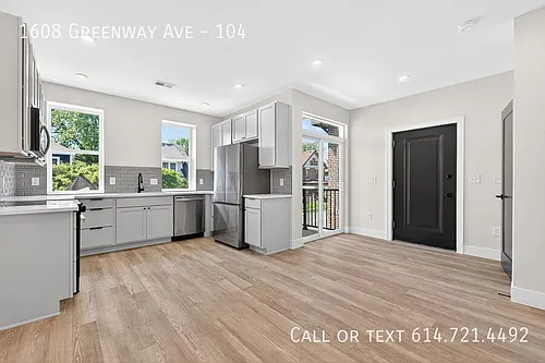 1608 Greenway Ave #104 Photo 1