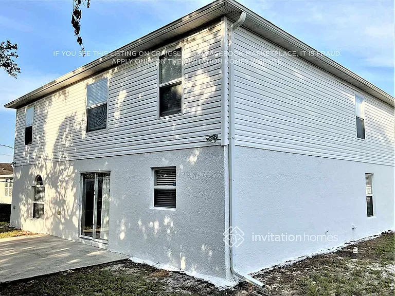 1754 McFarlane Ave — Photo 17