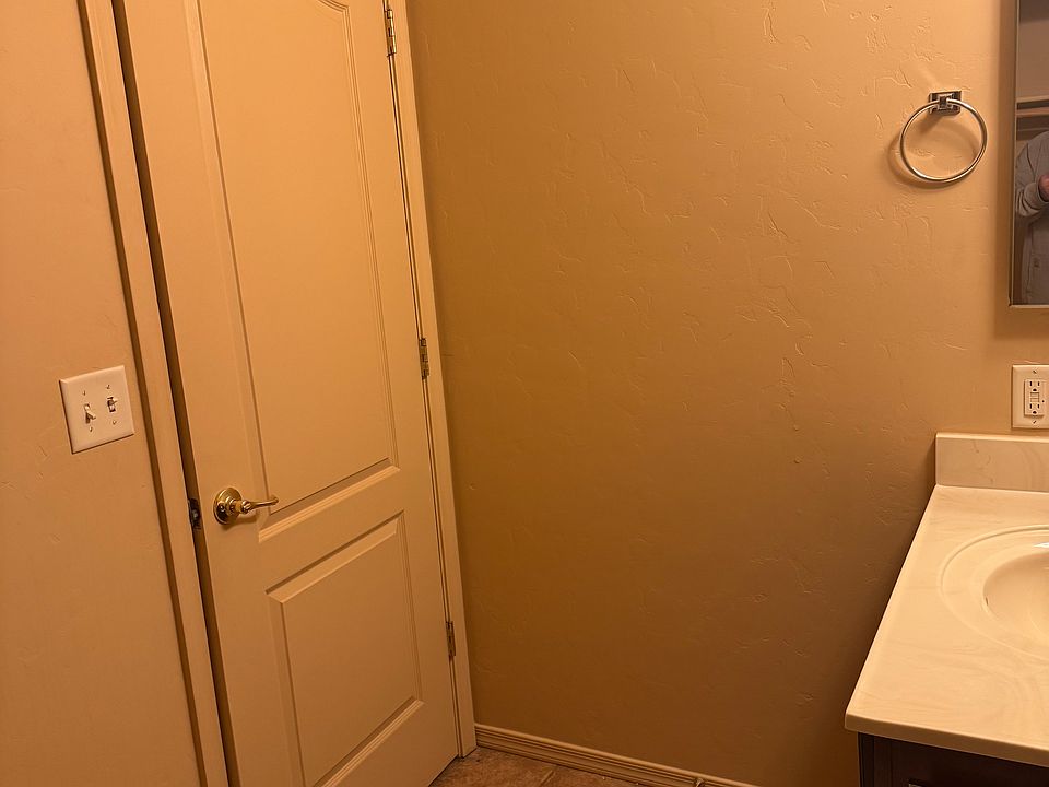 Half bathroom
