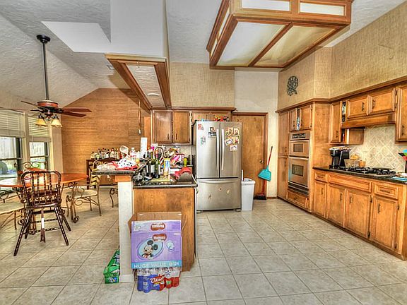 4th image of 12715 Stillington Dr