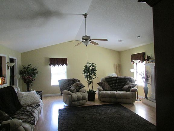 3rd image of 790 Battlecreek Way