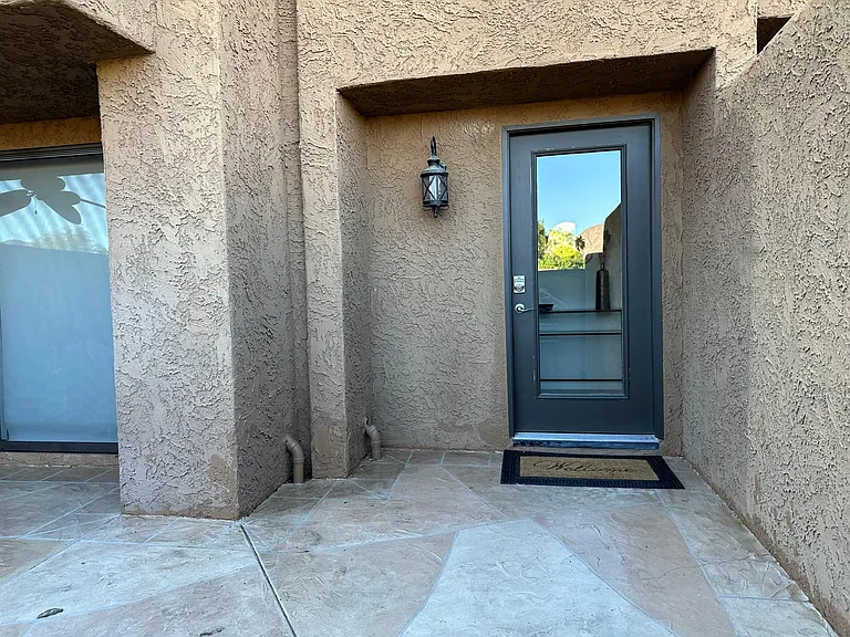 49073 Mariposa Dr — Photo 42