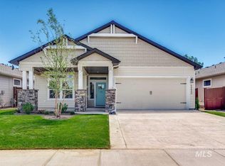 10688 Evelia St, Boise, ID 83709