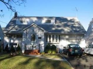 1105 Sayre Rd, Union, NJ 07083
