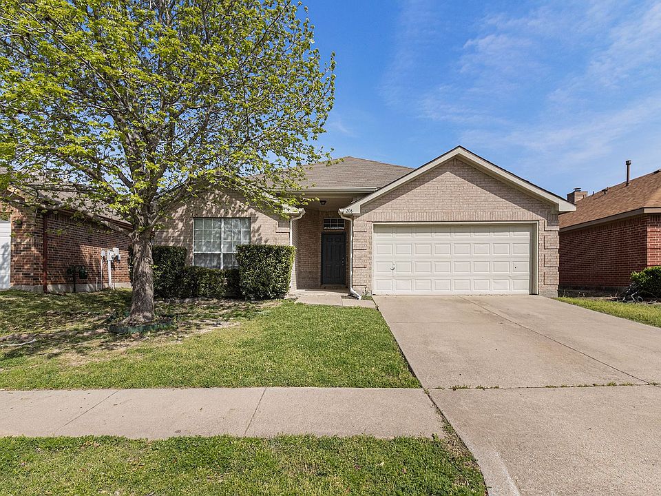 1st image of 206 Cobblestone Dr