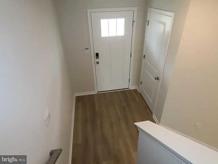 3074 Martha Way — Photo 2