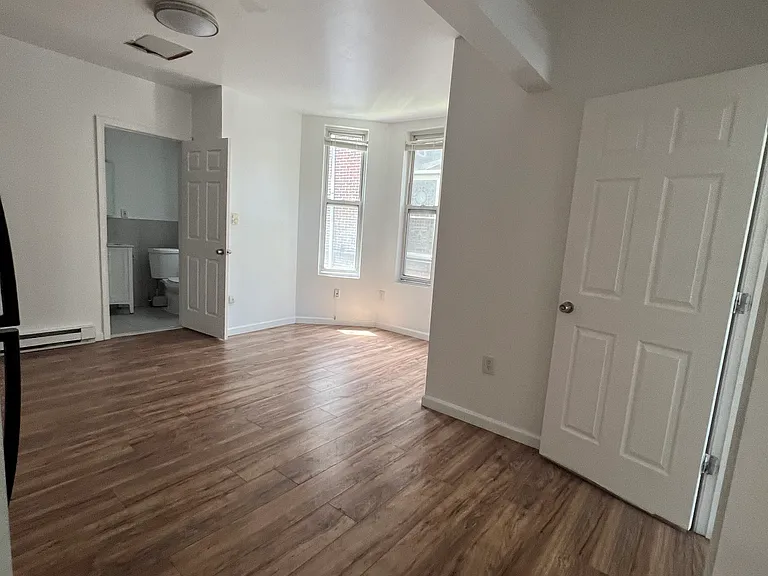 3306 Baring St #2F — Photo 3