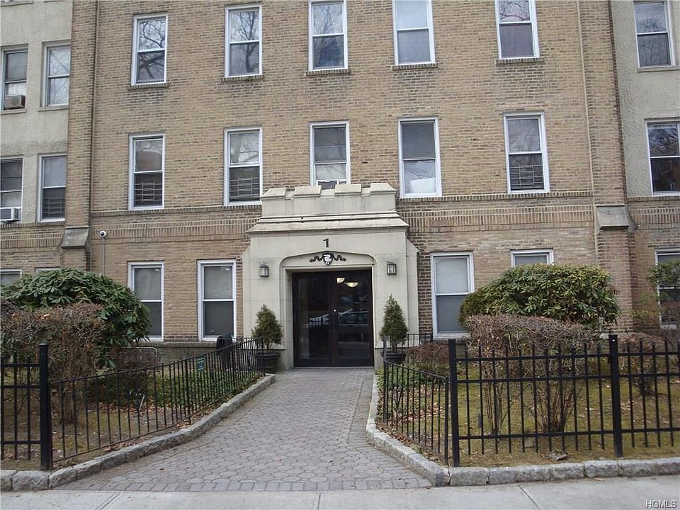 1st image of 472 Gramatan Ave APT B5
