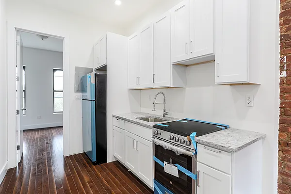 Rented by Brooklyn Group | media 10