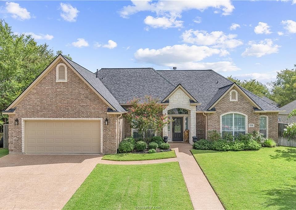 1st image of 3208 Woodcrest Dr