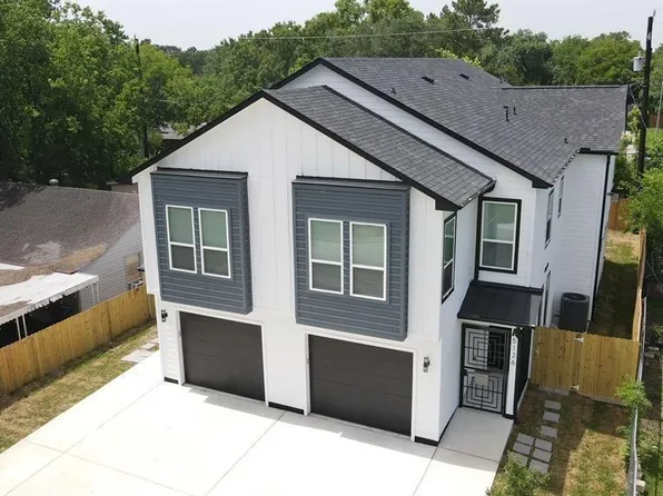 5126 Lyndhurst Dr Unit B, Houston, TX 77033