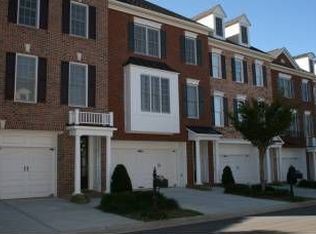 4303 Village Green Dr, Roswell, GA 30075