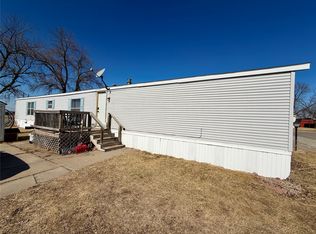 500 Hy Vee Rd Unit 9, Chariton, IA 50049