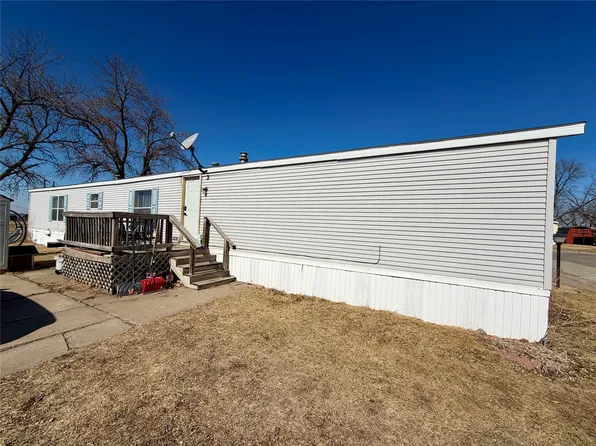 500 Hy Vee Rd Unit 9, Chariton, IA 50049