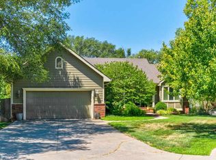 311 Cactus Ct, Andover, KS 67002