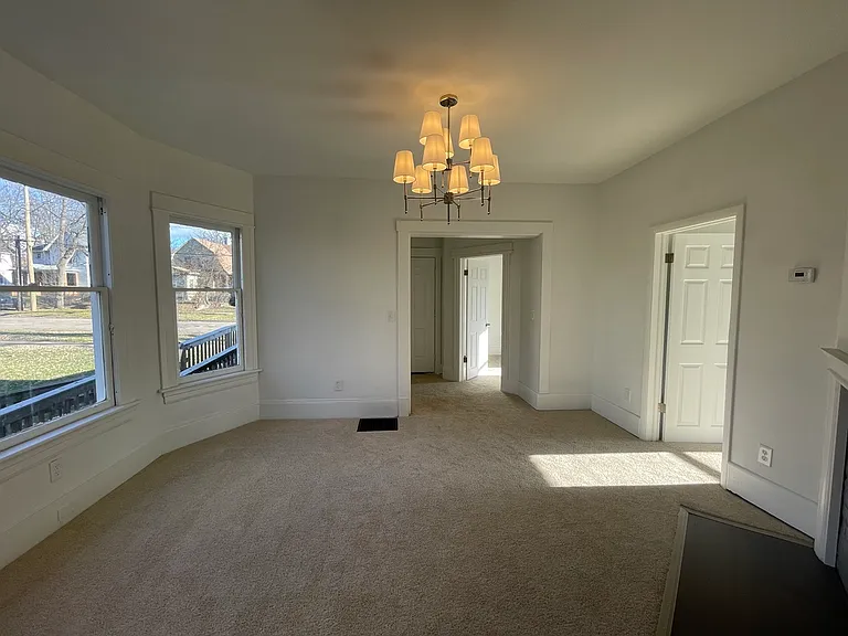 1006 Chittock Ave #A — Photo 5