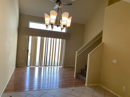 2027 E University Dr Photo 1