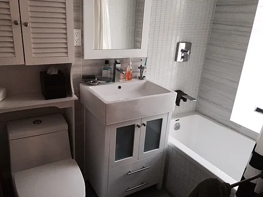 Rented by Premier Metro Realty Corp | media 25