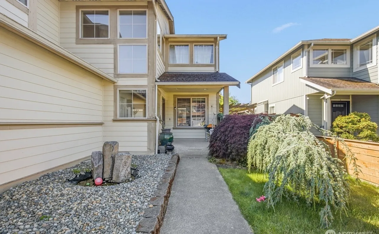 S 78th St, Tacoma — Photo 1