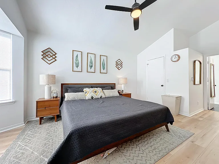 489 Harvest Oak Ct — Photo 23