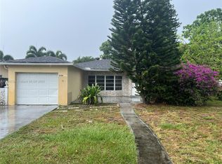 5150 SW 10th St, Margate, FL 33068