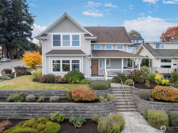 1701 7th Street, Anacortes, WA 98221