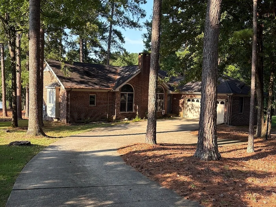 116 Crown Point