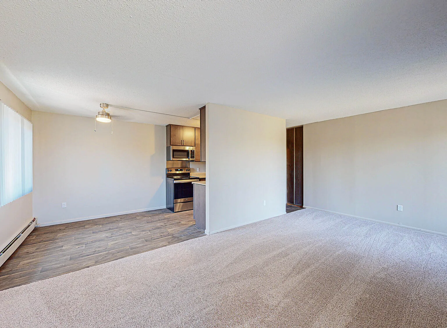 Meadowview — Photo 3