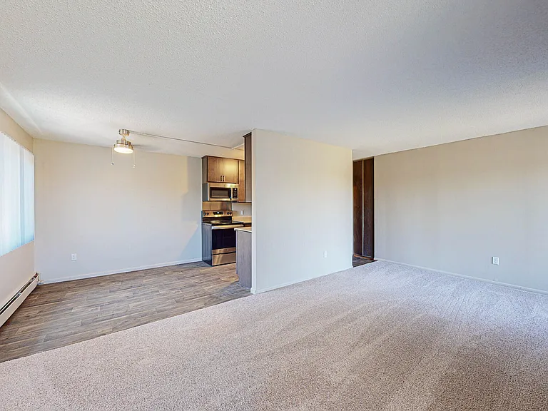 Meadowview — Photo 3