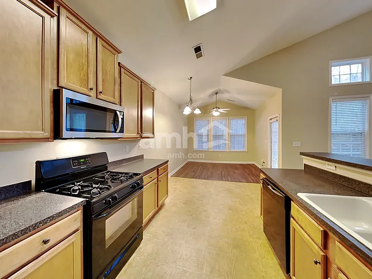 5243 Centennial Hill Dr NW — Photo 8