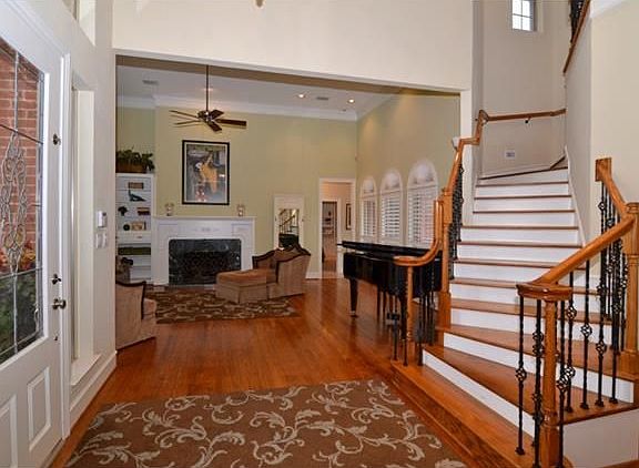 3rd image of 7636 Twelve Oaks Cir
