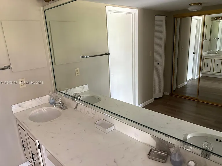 199 Ocean Lane Dr #113 — Photo 11
