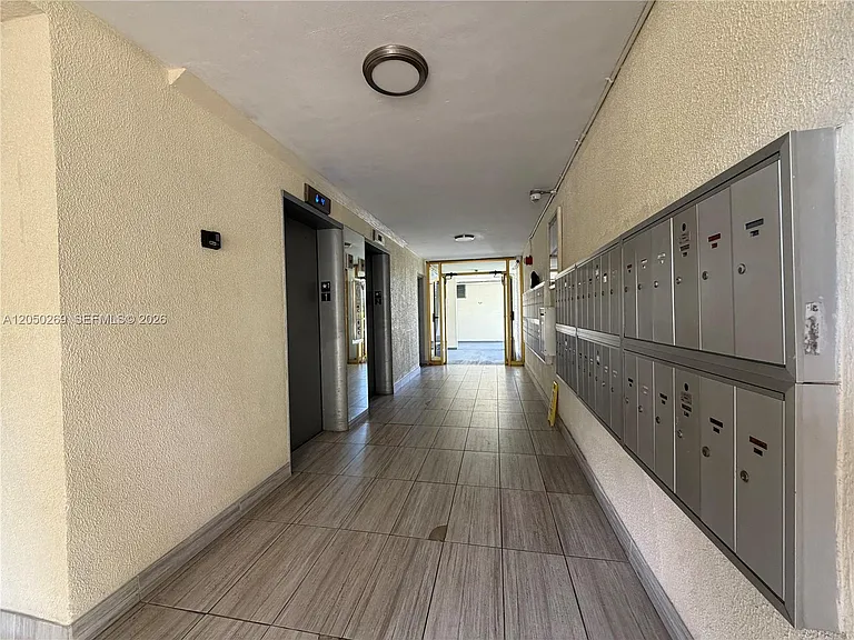 2851 Leonard Dr #J511 — Photo 11