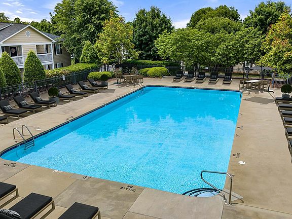 3rd image of 510 Quaker Creek Dr #2508