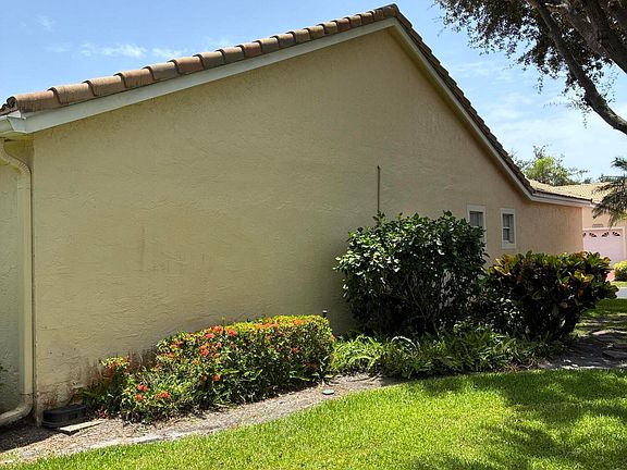 4th image of 17223 Boca Club Boulevard #6
