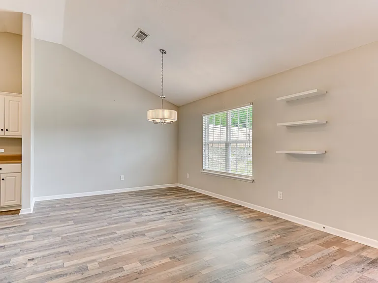 4452 Country Glen Cir — Photo 12