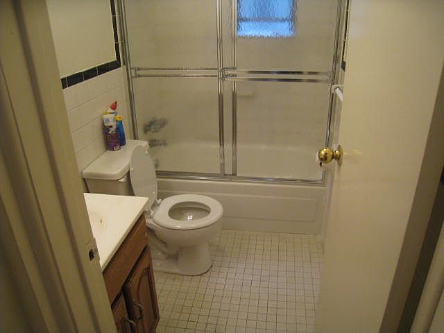 1st image of 2515 34th St #1F