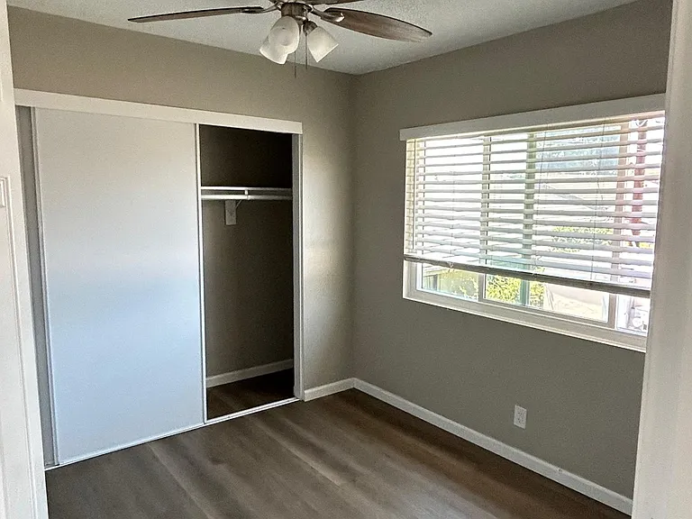 120 E Wilken Way #8 — Photo 8