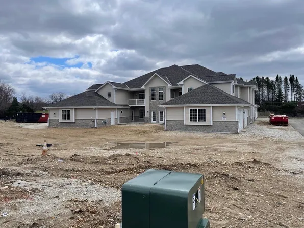 1633 Grey Fox TRAIL #H, Mukwonago, WI 53149