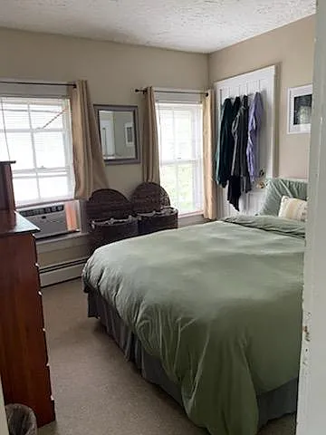 2 bed, 1.0 bath, $1,800 — Photo 3