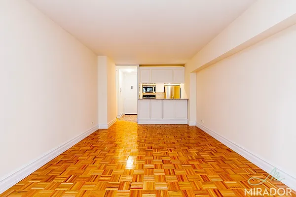 Rented by Mirador Real Estate | media 13