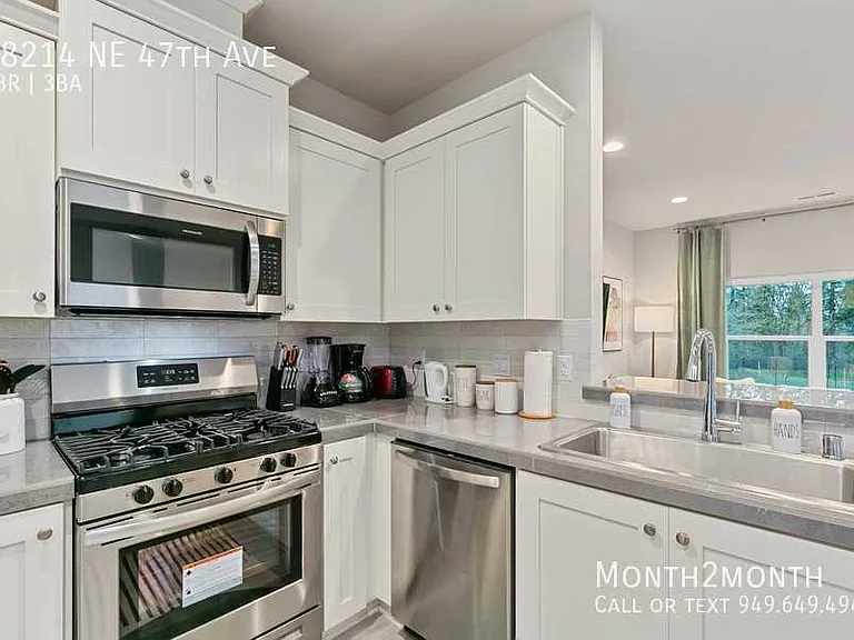 18214 NE 47th Ave — Photo 6