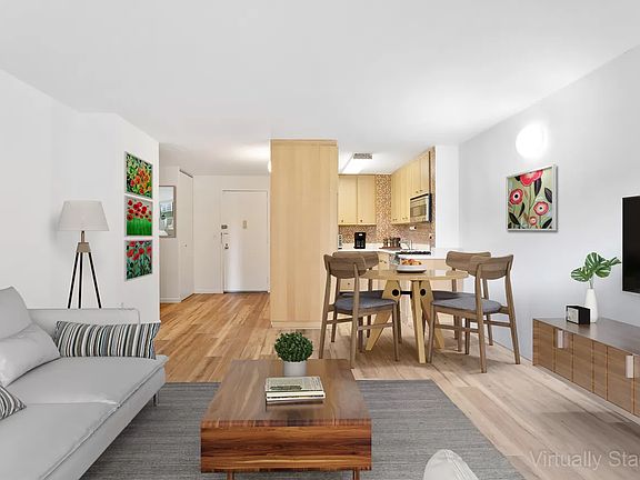 5th image of 220 Manhattan Ave APT 4A