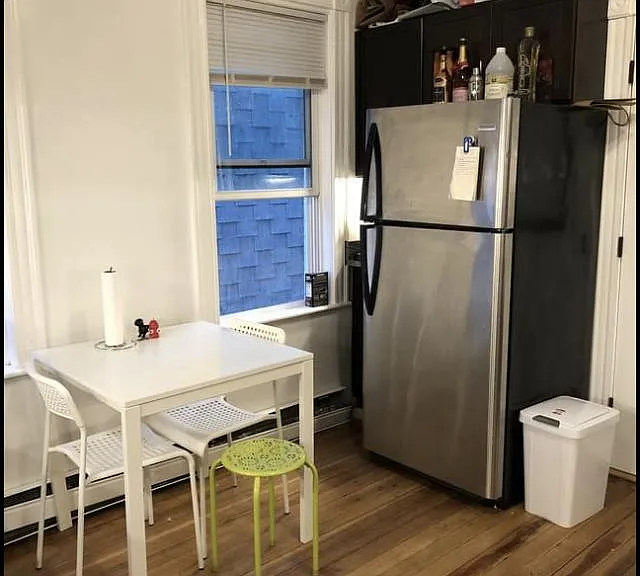 11 Harold St #1 — Photo 3